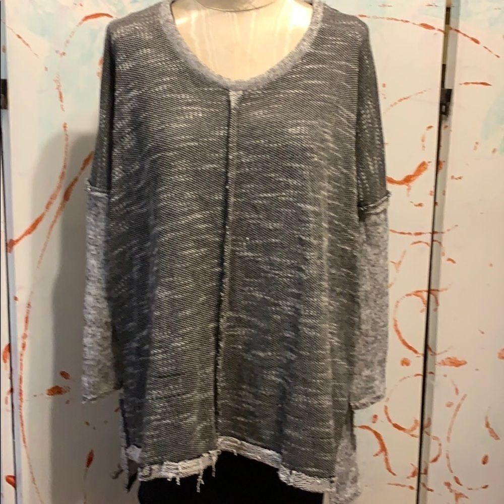 Valln Medium inside-out top